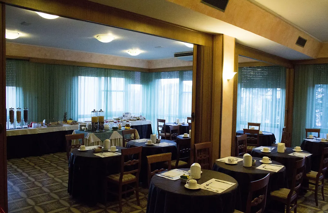 Hotel Ristorante Tre Stelle-1